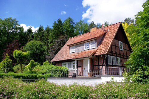 Fachwerkhaus auf Traumgrundstück in der Lüneburger Heide