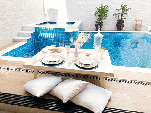 Beach front house , Swimming pool, Snooker ,Ping Pong