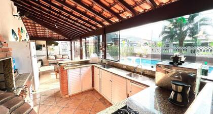 Beach House, 300 mts, with Pool and WIFI