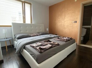 5 Schlafzimmer, Bügeleisen/Bügelbrett, WLAN, Bettwäsche