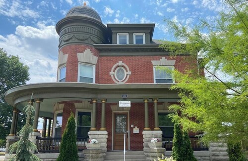 THE VICTORIAN GUESTHOUSE BED & BREAKFAST - Room 2