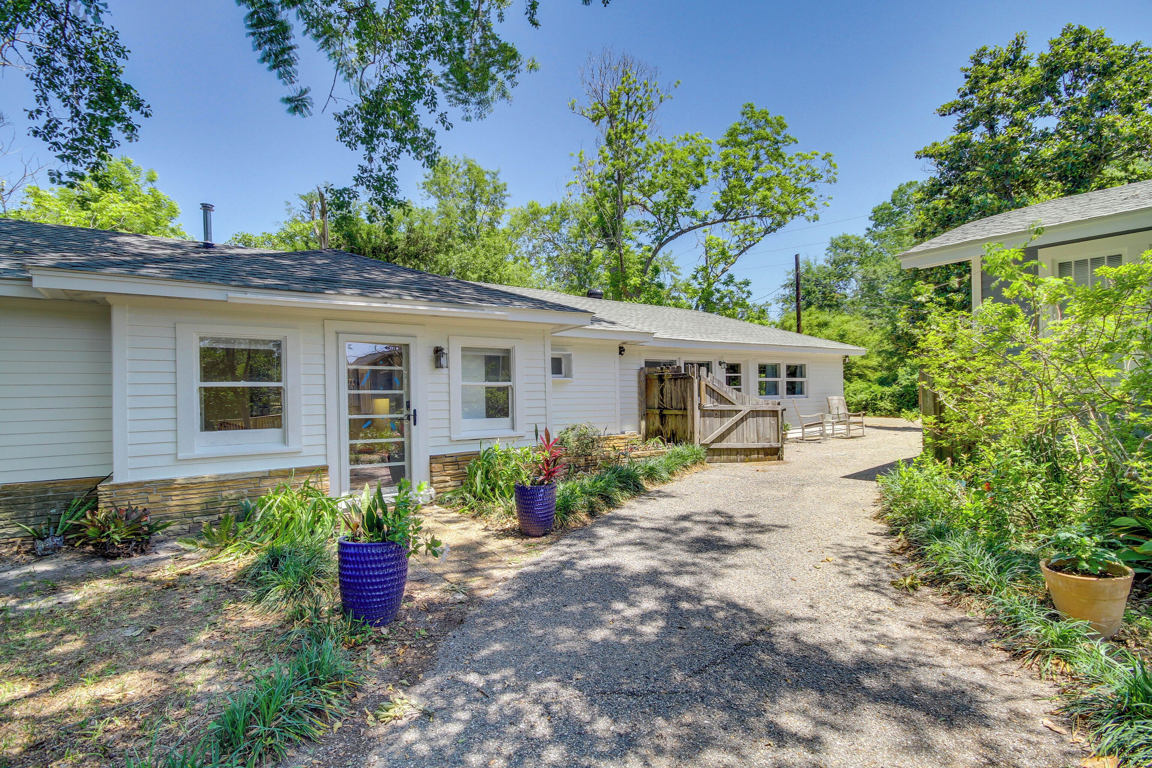 Long Beach Studio Near Park, Beach, & Main Street
