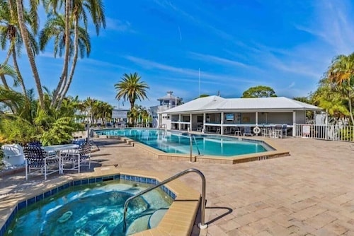 Waterfront, PRIVATE beach access via free water taxi from condo property.