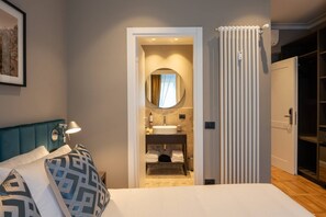 Deluxe Double Room, City View