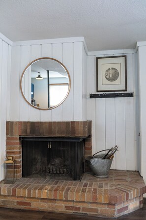 Interior - Where We Roam Condo - Steps To Slopes and Downstairs Corner Unit! (Brian Head)