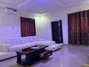 Apartment | Living area