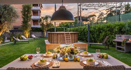 Charming City-Centre Farmhouse with Private Pool in Lucca