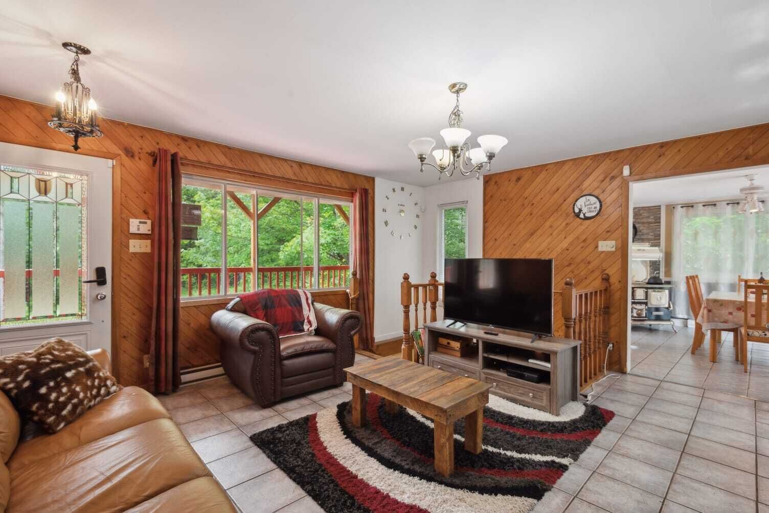 Smart-TV, Kamin, Videospiele