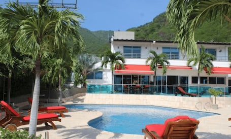 Pool. Hermosa Habitacion Superior Doble En Taganga