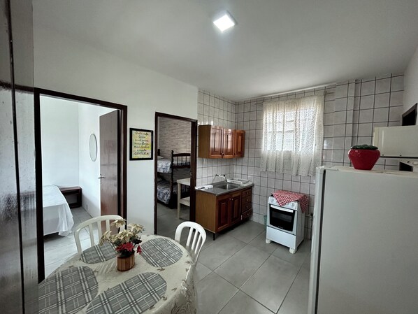Private kitchen - Pousada Bella Vista (Florianópolis)