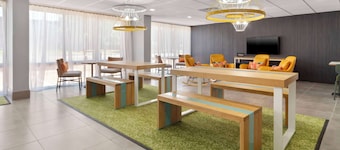 Spark By Hilton Grand Prairie