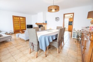 Interior - Laelydi (Amboise)
