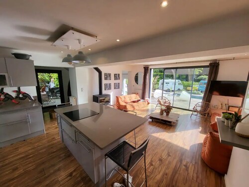 Villa à Biarritz Avec Piscine et Jacuzzi au Calme