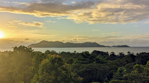 Mission Views - 3 Bedroom Home with Stunning Views