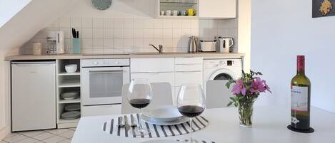 Microwave, oven, stovetop