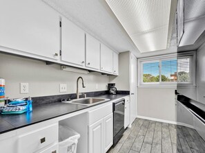 Private kitchen - Southbay by the Gulf 12 (Destin)