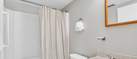 Condo, 2 Queen Beds, Pool View (Southbay by the Gulf 12) | Bathroom