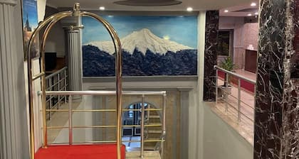 ARARAT HOTEL