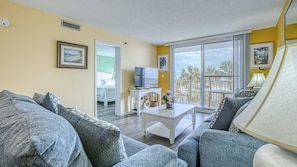 Condo, Multiple Beds, Ocean View (Destin on the Gulf 201) | Living area