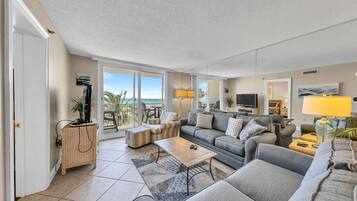 Condo, Multiple Beds, Ocean View (Destin on the Gulf 205) | Living area