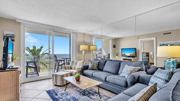 Condo, Multiple Beds, Ocean View (Destin on the Gulf 205) | Living area
