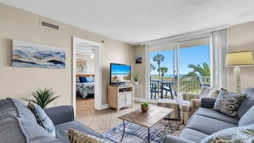 Condo, Multiple Beds, Ocean View (Destin on the Gulf 205) | Living area