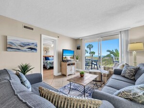 Apartamento, varias camas, vistas al mar (Destin on the Gulf 205) | Zona de estar