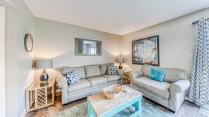 Leilighet, flere senger (Southbay by the Gulf 34) | Oppholdsområde