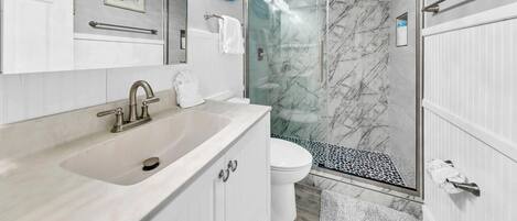 Apartment, Mehrere Betten (Southbay by the Gulf 72) | Badezimmer