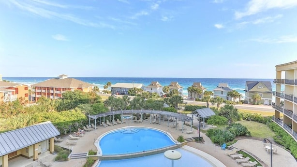 Leilighet, 1 kingsize-seng med sovesofa (Beach Resort 507) | Basseng