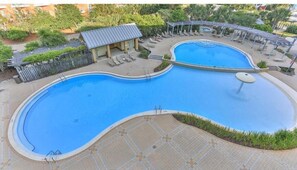 Condo, 1 King Bed with Sofa bed (Beach Resort 507) | Pool