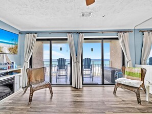 Lägenhet - 1 kingsize-säng med bäddsoffa (Crystal Villas 6A) | Vardagsrum
