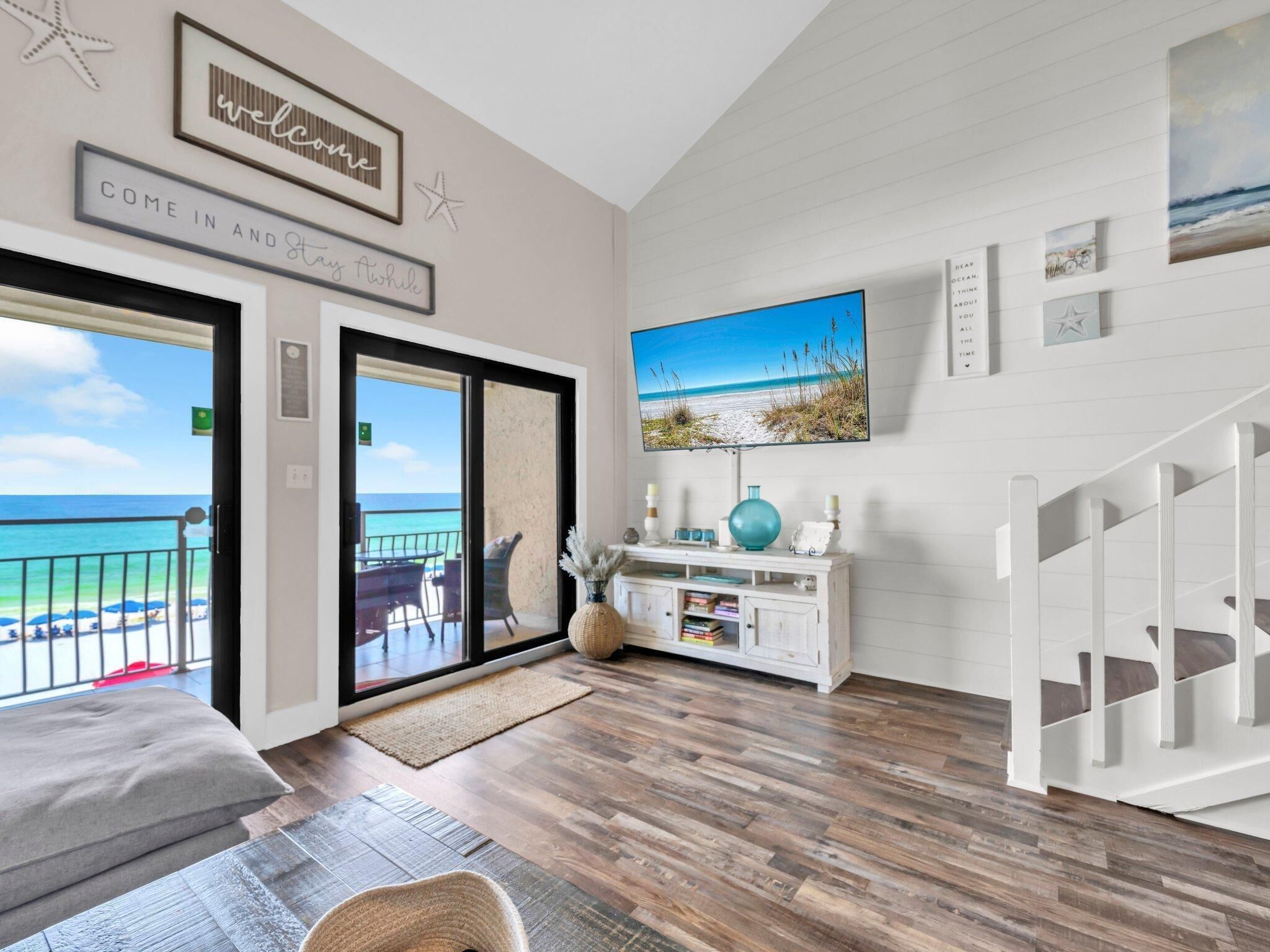 Condo, várias camas (Crystal Villas 12B) | Área de estar