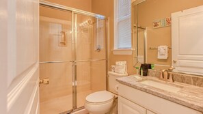 House, Multiple Beds (Shangri-La) | Bathroom - Shangri-la (Destin)