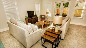 Rumah, Beberapa Tempat Tidur (Wanderlust) | Area keluarga