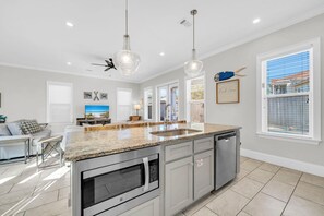 House, Multiple Beds (Wanderlust) | Private kitchen