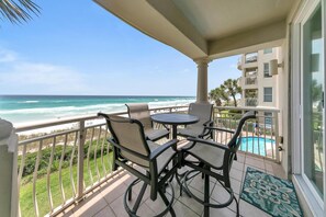 Apartment, Mehrere Betten, Strandblick (Grandview 202) | Speisen im Freien