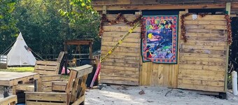 Farmstay- Buckbeak1 Tent/ScreenRoom