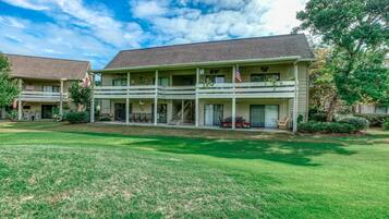 Villa, 1 kingsize bed met slaapbank, uitzicht op golfbaan (Seascape 23B) | Exterieur