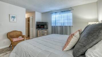 Villa, 1 kingsize bed met slaapbank, uitzicht op golfbaan (Seascape 23B) | 2 slaapkamers, gratis wifi, beddengoed