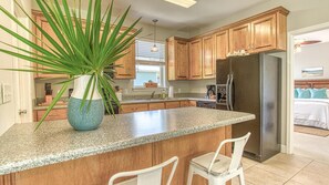 House, Multiple Beds (Flip Flop Cottage) | Private kitchen | Oven, toaster - Flip Flop Cottage (Santa Rosa Beach)