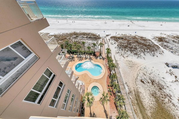 Condo, Multiple Beds, Ocean View (Destin Towers 111) | Pool