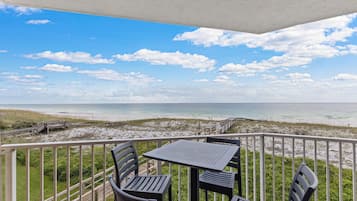 Condo, Multiple Beds, Ocean View (Destin on the Gulf 307) | Outdoor dining