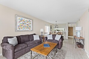 Condo, Multiple Beds, Ocean View (Destin on the Gulf 307) | Living area