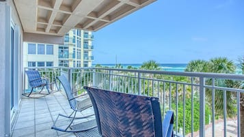 Condo, Multiple Beds, Ocean View (Destin Towers 31) | Property grounds