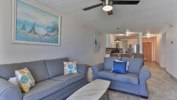 Condo, Multiple Beds (Destin on the Gulf 604) | Living area
