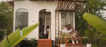 Unique Cottage In Gurugram with hill view and  Private Jacuzzi . Pet Friendly