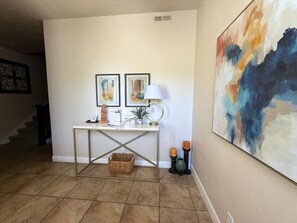 Interior - Two heated pools/spas, pond, backyard w/ BBQ (Washington)