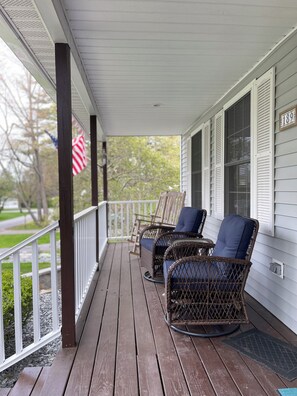 Terrace/patio - Entire house in Wells, ME nestled in a quiet neighborhood a mile from the beach. (Wells)