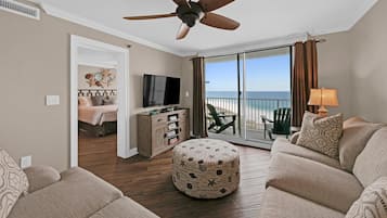 Apartment, Mehrere Betten, Meerblick (Destin on the Gulf 704) | Wohnbereich